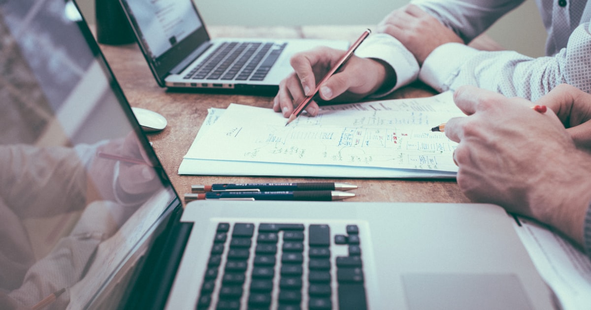 5 Ways Real Estate Agents Turn Open House Visitors Into Closed Deals